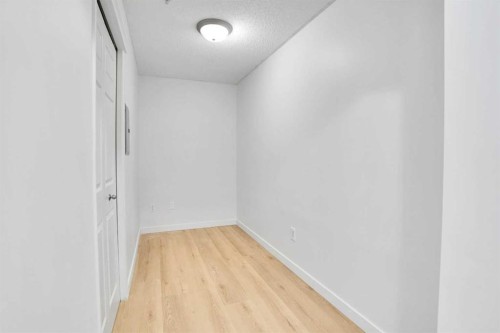 4109-70 Panamount Drive Nw, Calgary, AB - Indoor Photo Showing Other Room