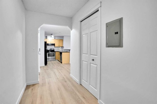 4109-70 Panamount Drive Nw, Calgary, AB - Indoor Photo Showing Other Room