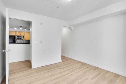 4109-70 Panamount Drive Nw, Calgary, AB - Indoor