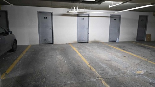 4109-70 Panamount Drive Nw, Calgary, AB - Indoor Photo Showing Garage