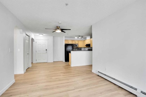 4109-70 Panamount Drive Nw, Calgary, AB - Indoor Photo Showing Kitchen
