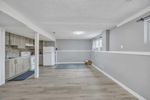 32 Martindale Boulevard Ne, Calgary, AB - Indoor Photo Showing Other Room