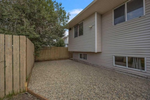 32 Martindale Boulevard Ne, Calgary, AB - Outdoor With Exterior