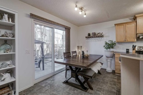 212 Cove Court, Chestermere, AB - Indoor Photo Showing Dining Room