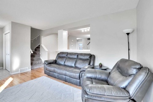 34 Skyview Springs Rise Ne, Calgary, AB - Indoor Photo Showing Living Room