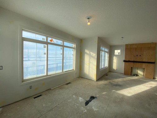 40 Fieldstone Close, Balzac, AB - Indoor Photo Showing Other Room