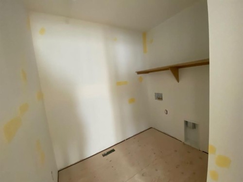 40 Fieldstone Close, Balzac, AB - Indoor Photo Showing Other Room