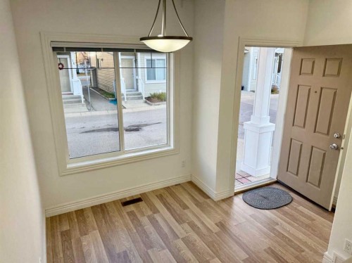 17 Bridleridge Manor Sw, Calgary, AB - Indoor Photo Showing Other Room