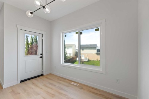 9 Mcclung Gate, Carstairs, AB - Indoor Photo Showing Other Room