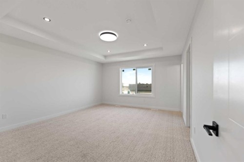 9 Mcclung Gate, Carstairs, AB - Indoor Photo Showing Other Room