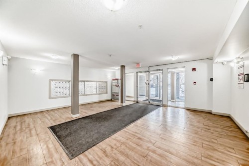 120-355 Taralake Way Ne, Calgary, AB - Indoor Photo Showing Other Room