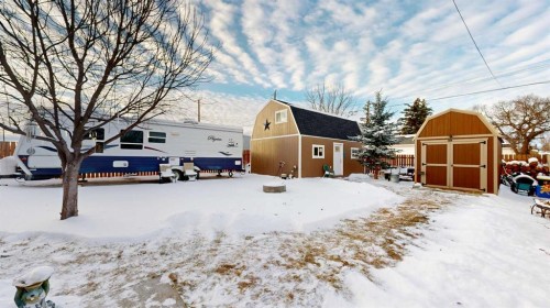 5092 51 Avenue, Stavely, AB - Outdoor