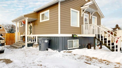 5092 51 Avenue, Stavely, AB - Outdoor