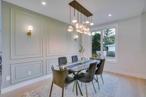 27 Langton Drive Sw, Calgary, AB - Indoor Photo Showing Dining Room