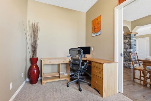166 Cranridge Terrace Se, Calgary, AB - Indoor Photo Showing Office