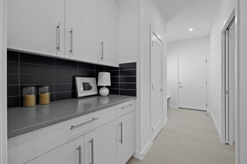 50 Westland Park Sw, Calgary, AB - Indoor Photo Showing Other Room