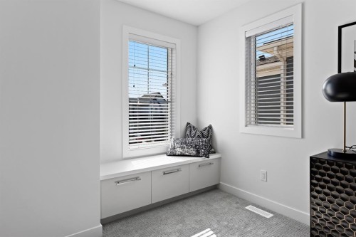 50 Westland Park Sw, Calgary, AB - Indoor Photo Showing Other Room