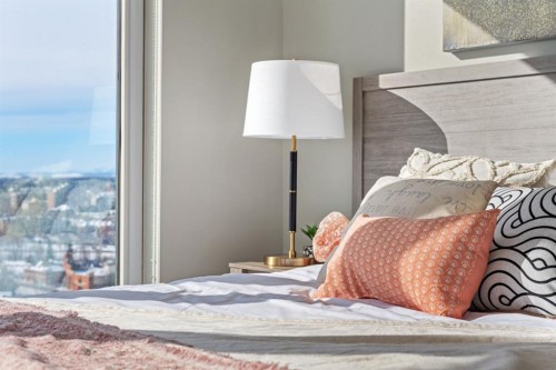 2002-1188 3 Street Se, Calgary, AB - Indoor Photo Showing Bedroom