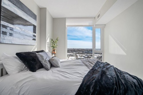 2002-1188 3 Street Se, Calgary, AB - Indoor Photo Showing Bedroom
