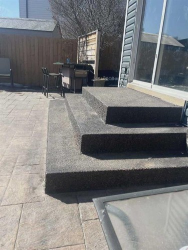 16 Cedarwood Rise Sw, Calgary, AB - Outdoor