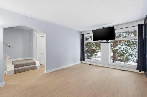 16 Cedarwood Rise Sw, Calgary, AB - Indoor Photo Showing Other Room
