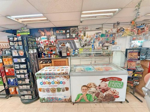 100 Morrison Road, Longview, AB 