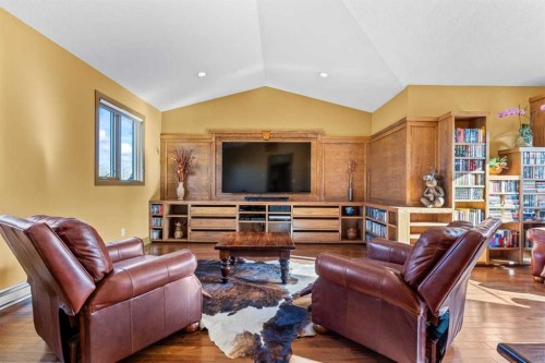 80 Cochrane Lake Trail, Cochrane Lake, AB - Indoor Photo Showing Living Room