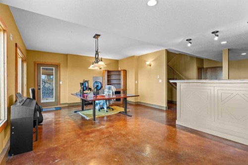 80 Cochrane Lake Trail, Cochrane Lake, AB - Indoor