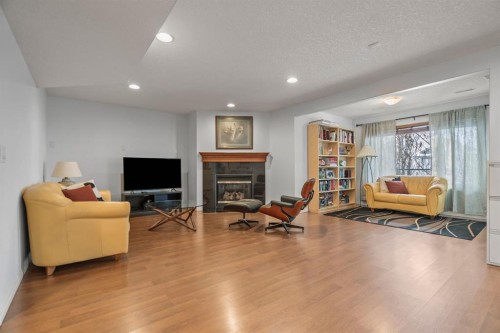 153 Crestridge Way Sw, Calgary, AB - Indoor