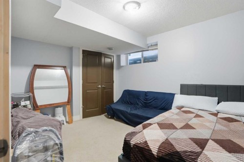14 Skyview Ranch Street Ne, Calgary, AB - Indoor Photo Showing Bedroom
