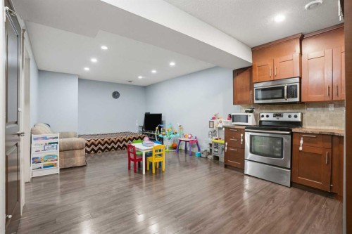 14 Skyview Ranch Street Ne, Calgary, AB - Indoor Photo Showing Kitchen