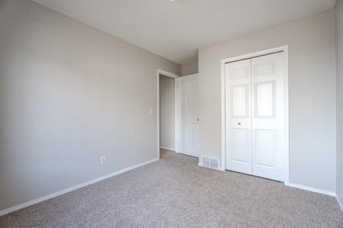 122 Panamount Drive Nw, Calgary, AB - Indoor