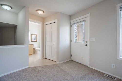 122 Panamount Drive Nw, Calgary, AB - Indoor Photo Showing Other Room