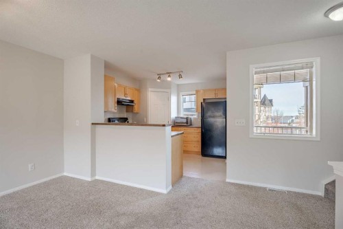 122 Panamount Drive Nw, Calgary, AB - Indoor Photo Showing Kitchen