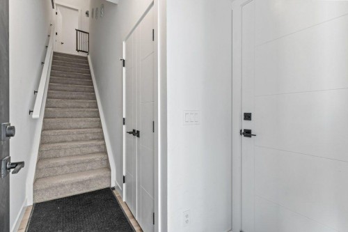 343 Sage Hill Rise Nw, Calgary, AB - Indoor Photo Showing Other Room