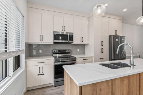 343 Sage Hill Rise Nw, Calgary, AB - Indoor Photo Showing Kitchen With Double Sink With Upgraded Kitchen