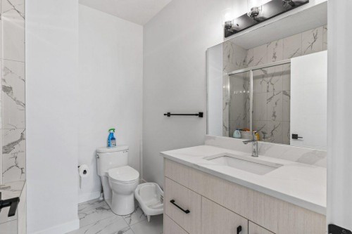 343 Sage Hill Rise Nw, Calgary, AB - Indoor Photo Showing Bathroom