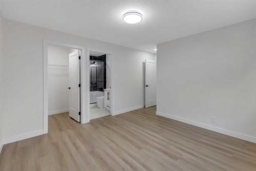 19 Cedargrove Place Sw, Calgary, AB - Indoor Photo Showing Other Room