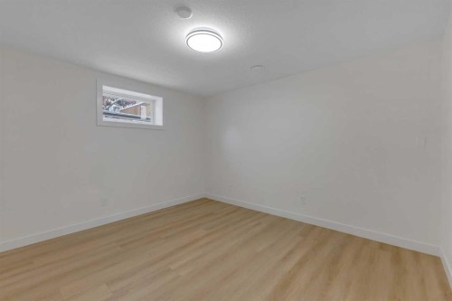 19 Cedargrove Place Sw, Calgary, AB - Indoor Photo Showing Other Room