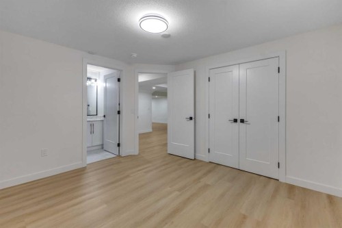 19 Cedargrove Place Sw, Calgary, AB - Indoor Photo Showing Other Room