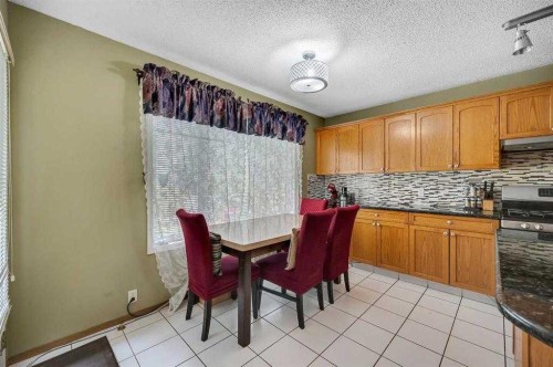 166 Somerset Drive Sw, Calgary, AB - Indoor