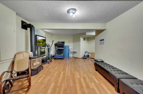 166 Somerset Drive Sw, Calgary, AB - Indoor