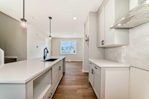 288 Rangeview Way Se, Calgary, AB - Indoor Photo Showing Kitchen