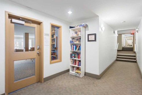 408-5115 Richard Road Sw, Calgary, AB - Indoor Photo Showing Other Room