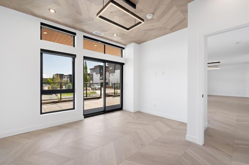 112-835 78 Street Sw, Calgary, AB - Indoor Photo Showing Other Room