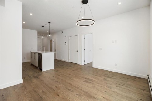 2515-60 Skyview Ranch Road Ne, Calgary, AB - Indoor Photo Showing Kitchen