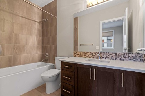 62 Norford Common Nw, Calgary, AB - Indoor Photo Showing Bathroom