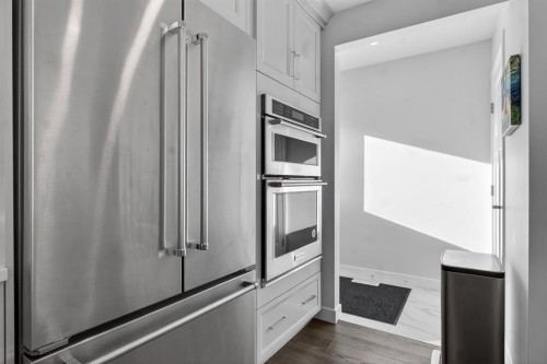 109 Legacy Glen Point Se, Calgary, AB - Indoor Photo Showing Kitchen With Stainless Steel Kitchen