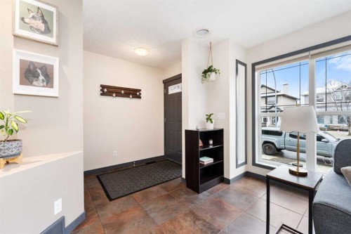 44 Cranberry Way Se, Calgary, AB - Indoor