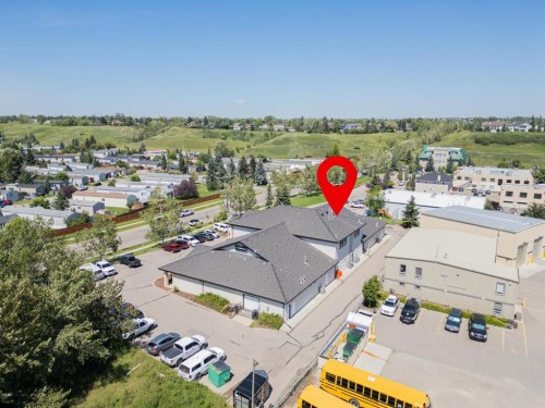 200-14 Crystalridge Drive, Okotoks, AB 